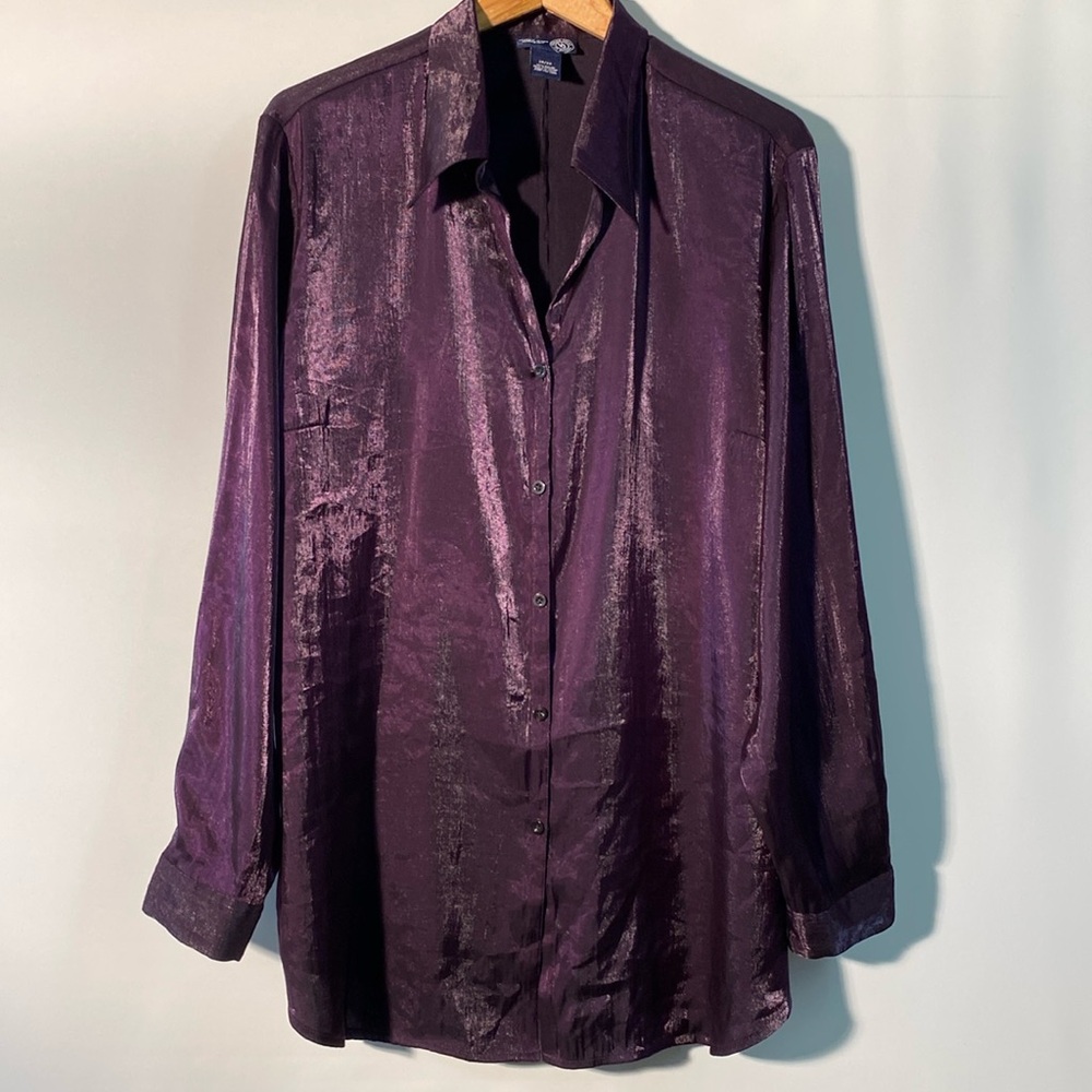 Venezia jeans Co. - shiny purple blouse. Size 18/20